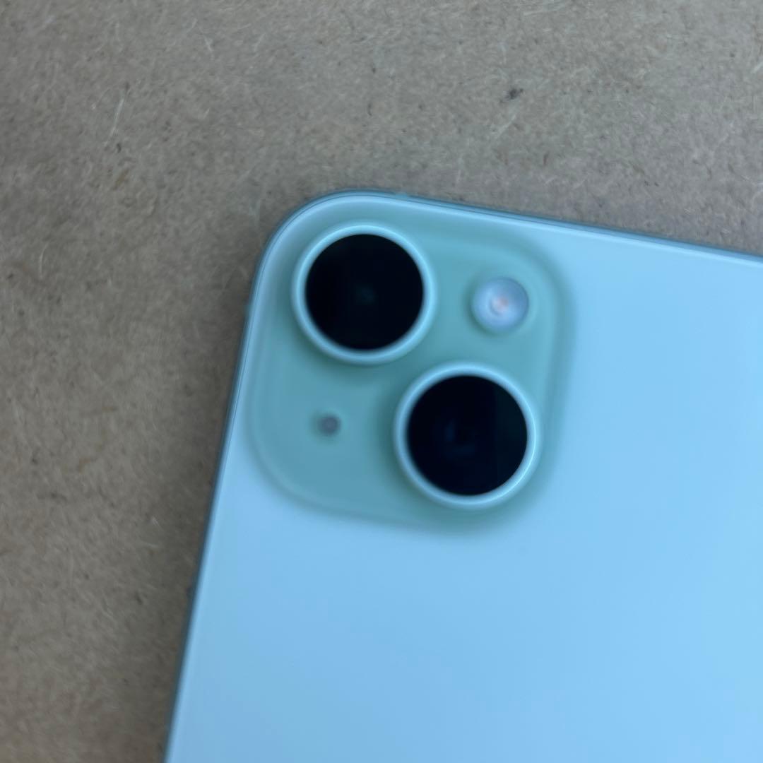 Apple iPhone 15 正規品　美品　バッテリー残量100% 箱無し