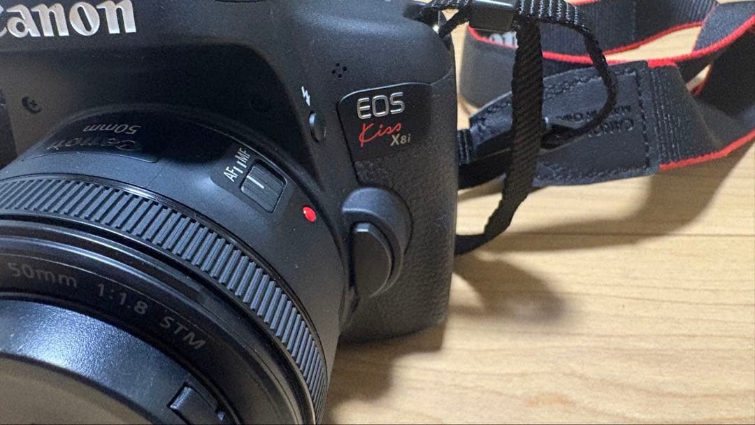 Canon EOS Kiss X8i デジタル一眼レフカメラ　レンズセット
