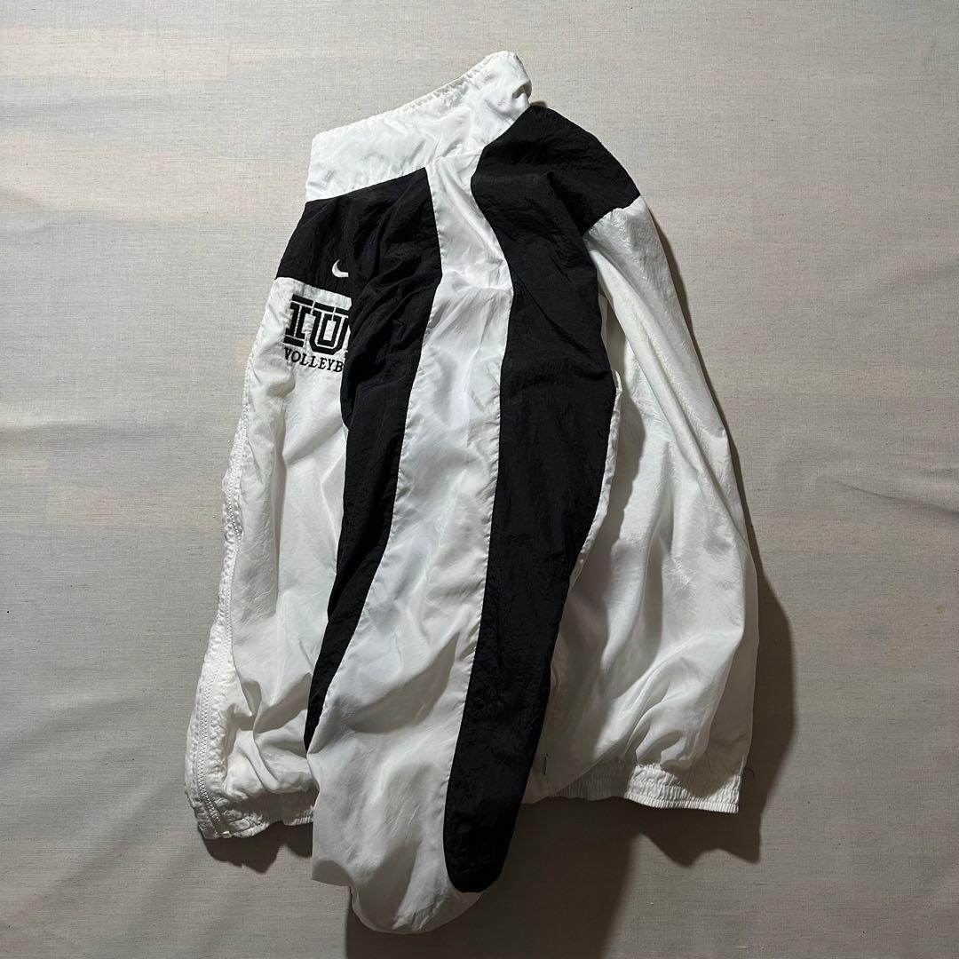 90s ナイキ 菅田将暉着用 同モデル ナイロンジャケット 白タグ 刺繍ロゴ