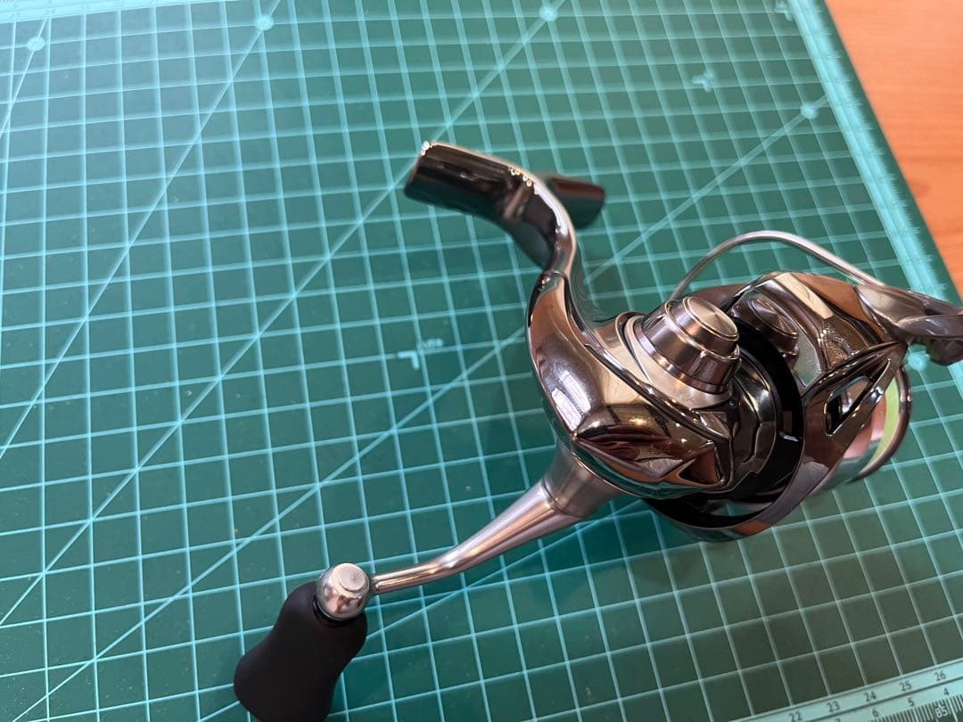 シカクカワ　ダイワ　22EXIST SF2000SS-P