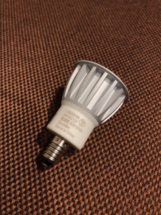 8個LEDスポットライトEZ10 ハロゲン30W25度DC12V電球色220lm