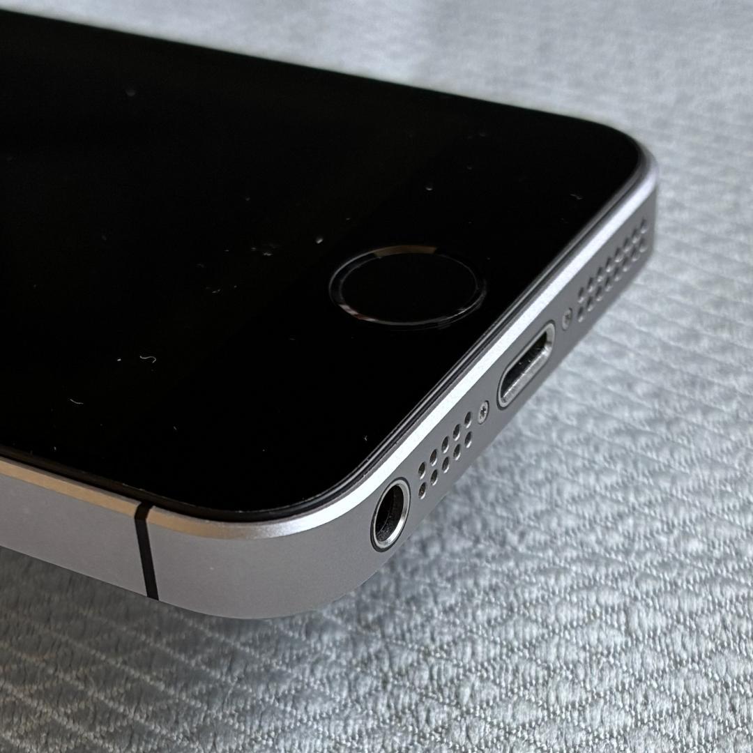 iPhone SE 第１世代 64GB スペースグレー