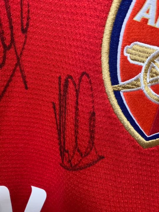 超レア★アーセナル練習参加記念特別サイン入りユニフォーム　（非売品）