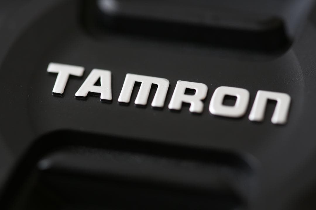 タムロン 90mm F2.8 Di MACRO 1:1 VC USD キャノン用