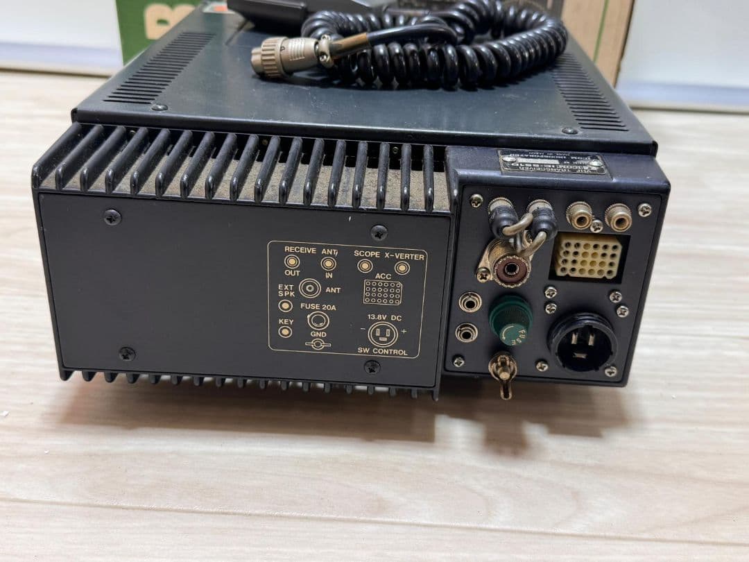 ICOM IC-551D SSB CW AM All modeトランシーバー