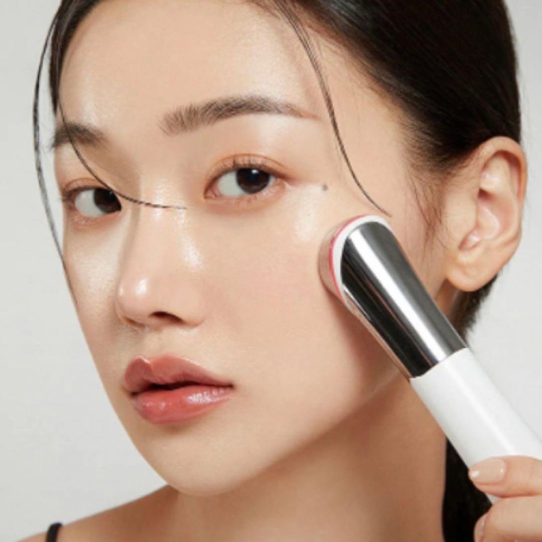 公式サイト購入 ほぼ未使用 美品 メディキューブ ダーマエアショット 美顔器