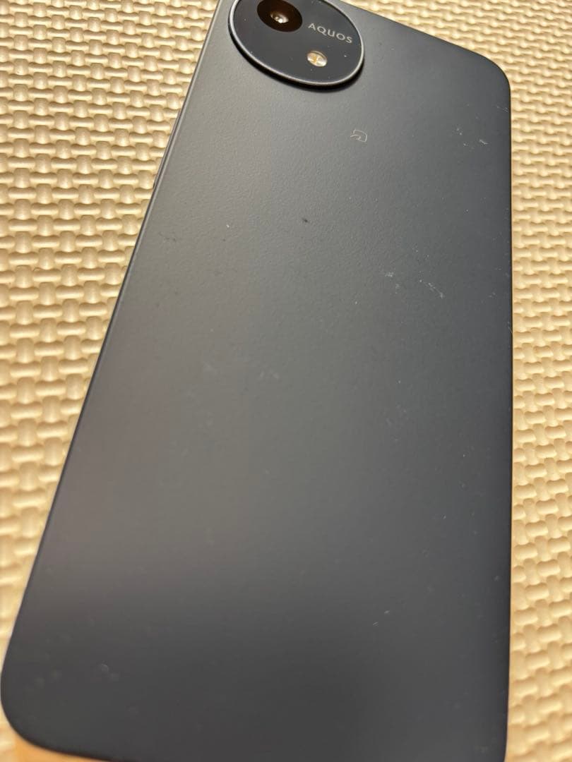 【中古】ドコモ版 AQUOS wish4 SH52E