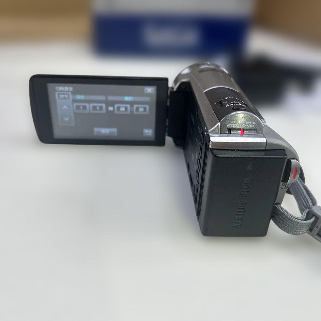 6353【程度良好】JVCケンウッド Everio シルバー GZ-E109-S