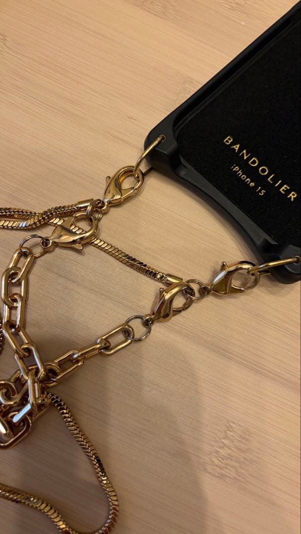 BANDOLIER スマホショルダー スマホケースiphone15