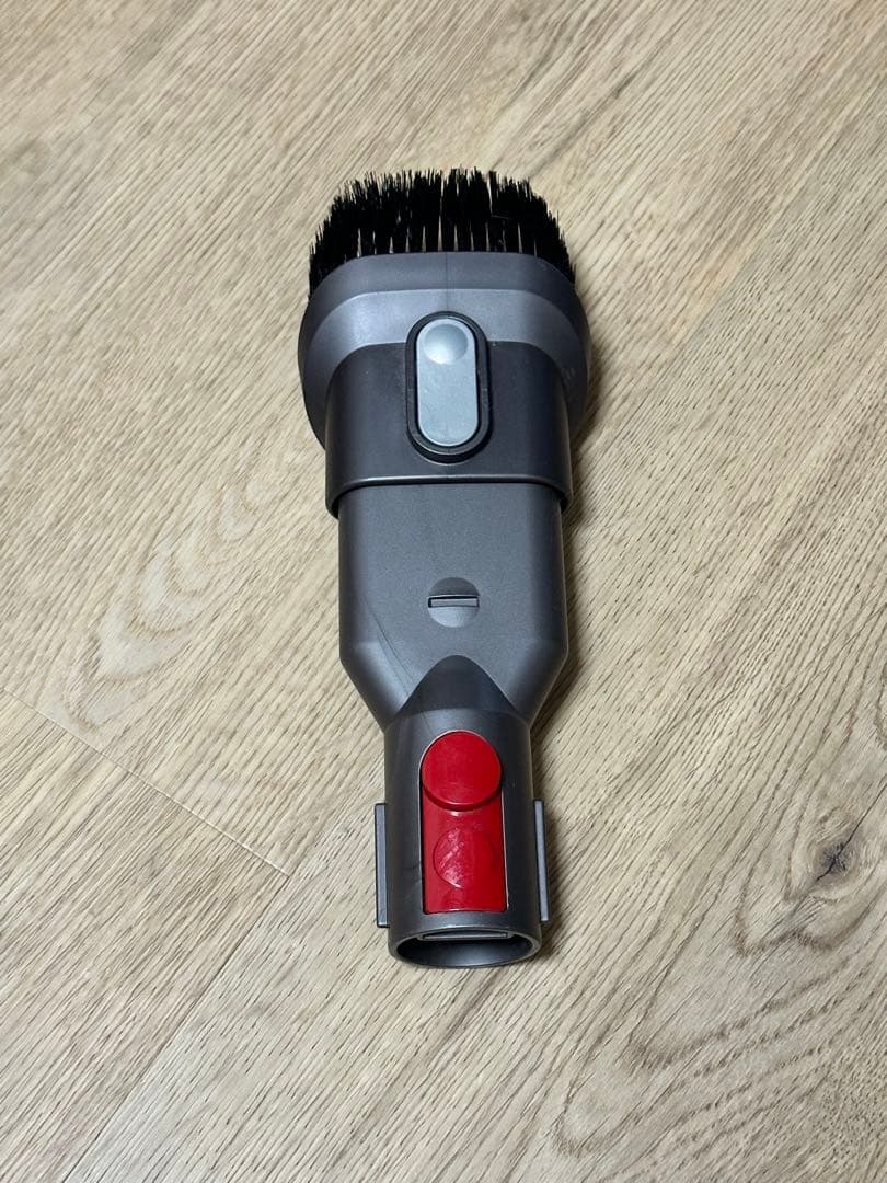 dyson❣v8❣fluffy‼ダイソンV8❣コードレス掃除機‼メルカリ便発送❣