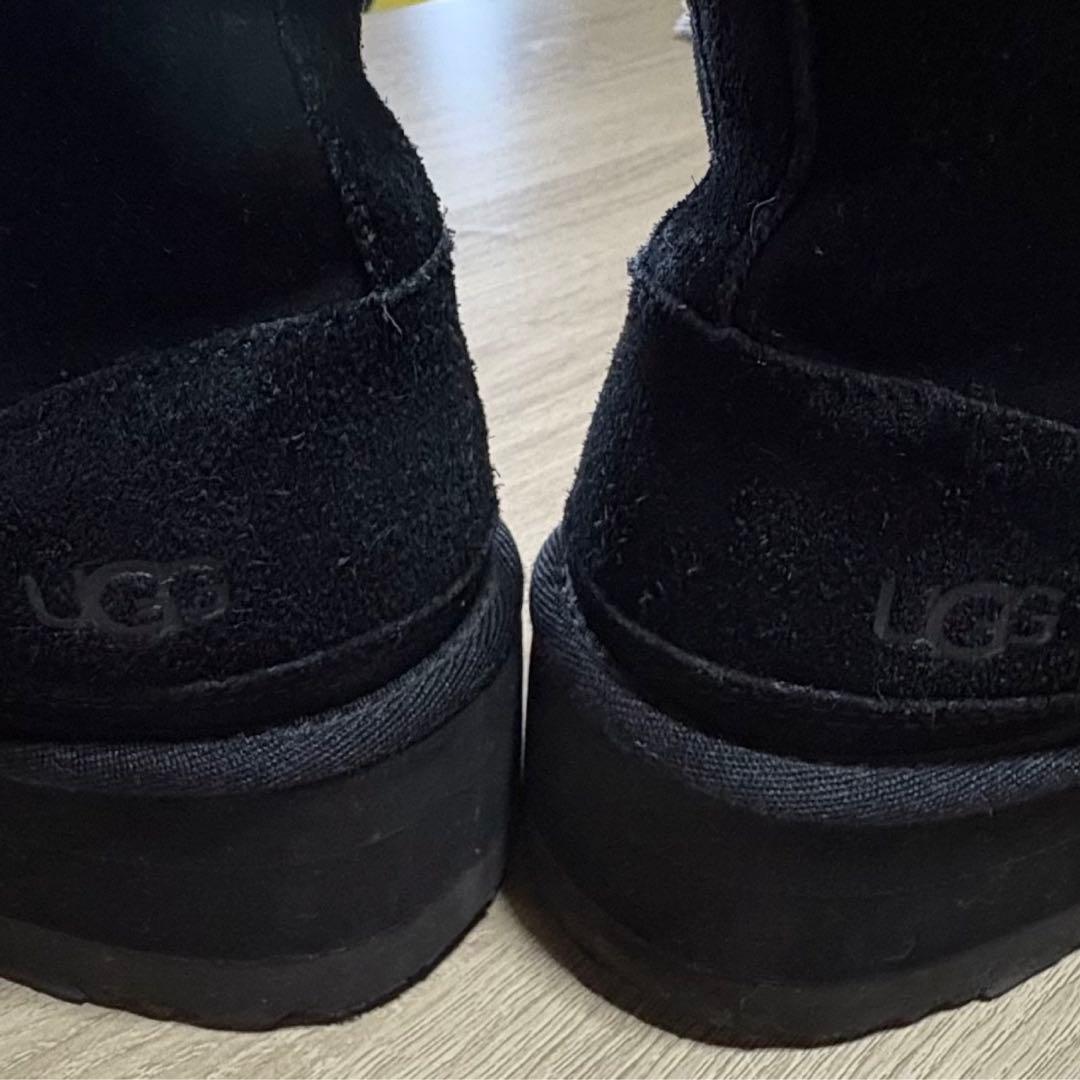 UGG ニューメル プラットフォーム チェルシーブーツ