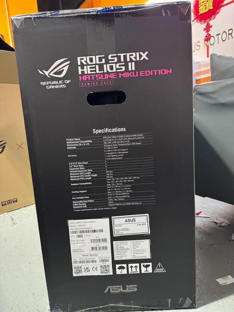 超人気限定品　香港ROG Strix Helios II 初音ミクエディション