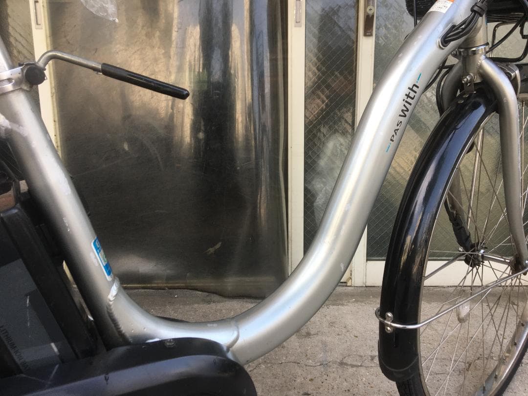 地域限定送料無料　パス　ウィズ　12,3AH　シルバー　神戸市　電動自転車