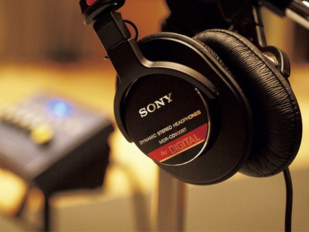 【新品未使用】　SONY　スタジオモニターヘッドホン　MDR-CD900ST