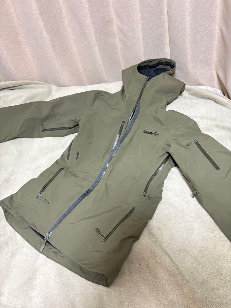 NORRONA ノローナ　Gore-tex ジャケット