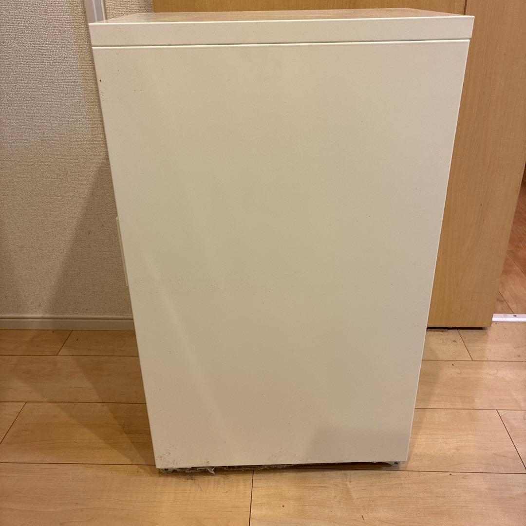 ホワイト スチール チェスト 6段