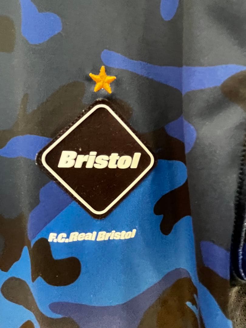 【2月,3月限定価格】【超貴重】FCRB トレーニングウェアセットアップ