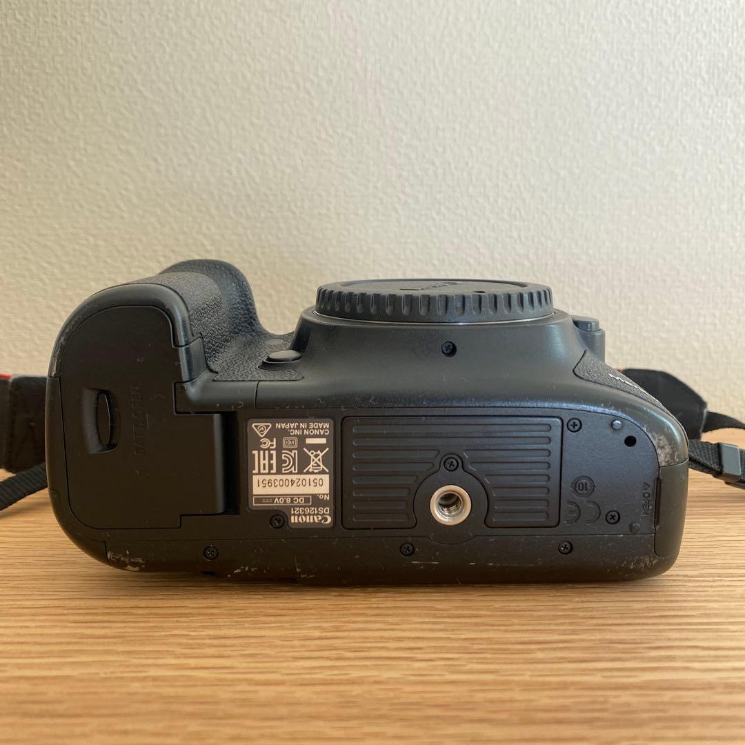 Canon EOS 5D Mark Ⅲデジタル一眼レフ本体ストラップ外箱説明書付