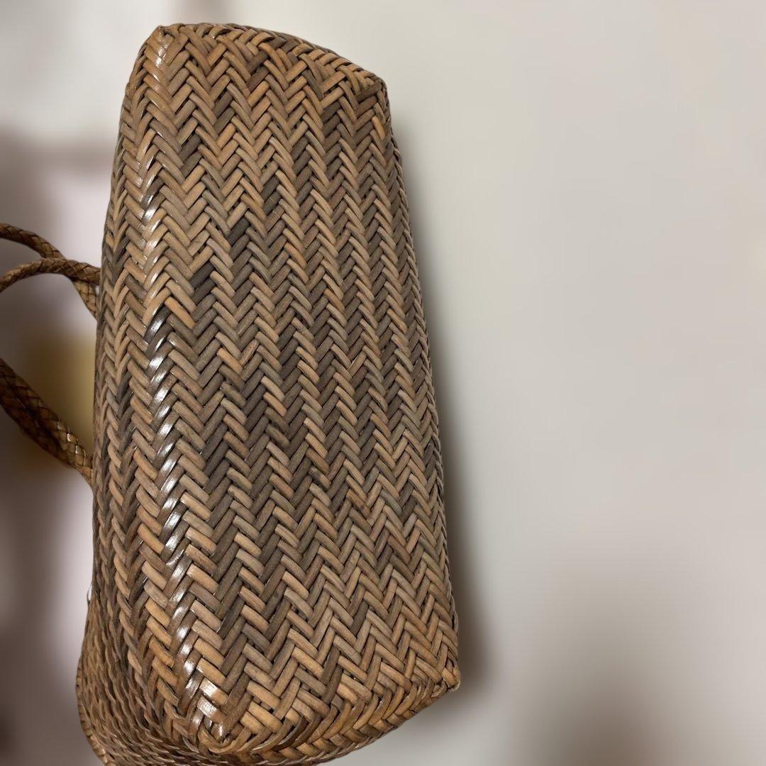 ブラウン 編み込みデザイン かごバッグ