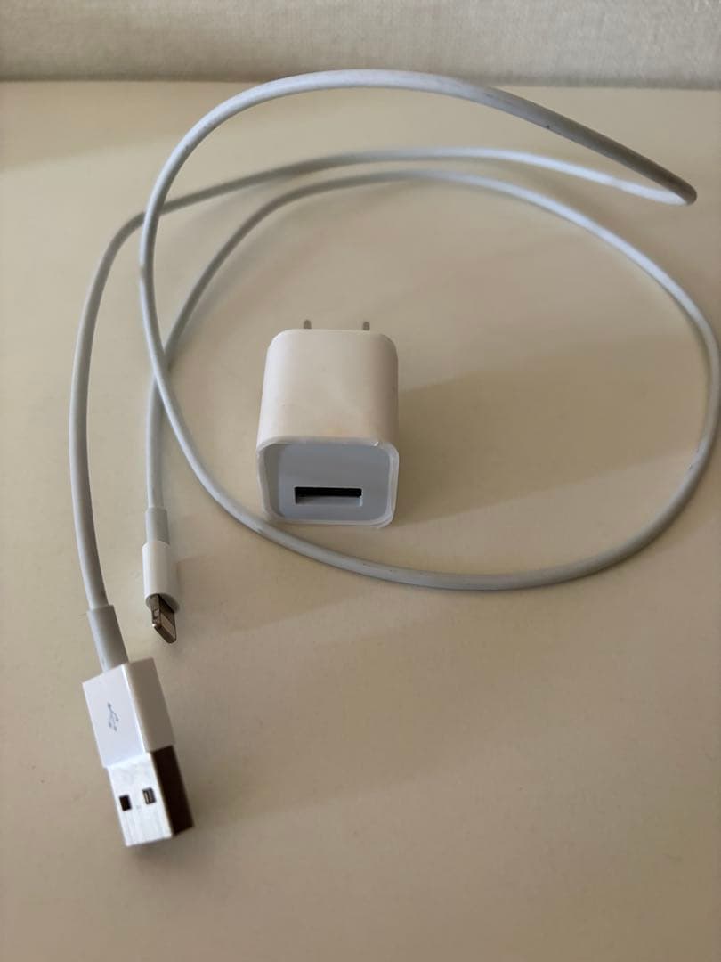 iPhone SE2 128GB ブラック 美品