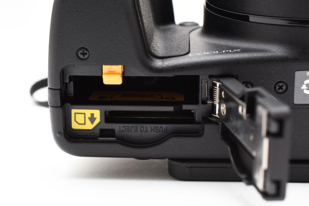 新品級 ニコン COOLPIX P520 説明書付 デジタル ボディ B680