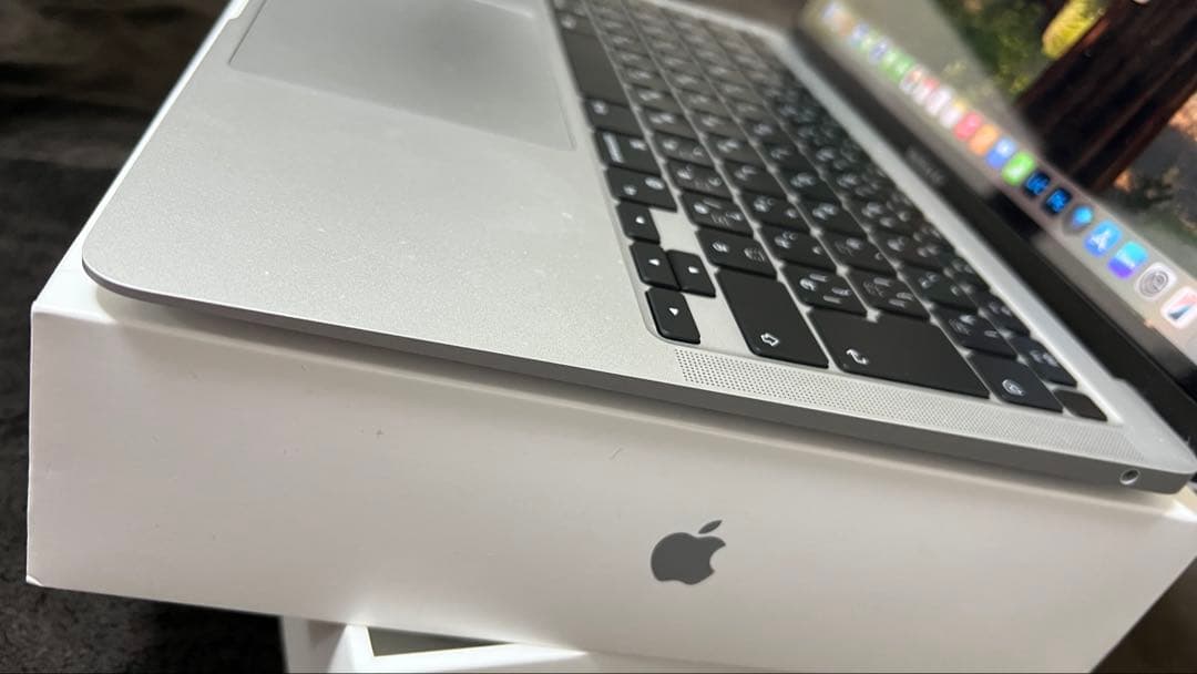 13インチMacBook Air - シルバー箱、充電器有り