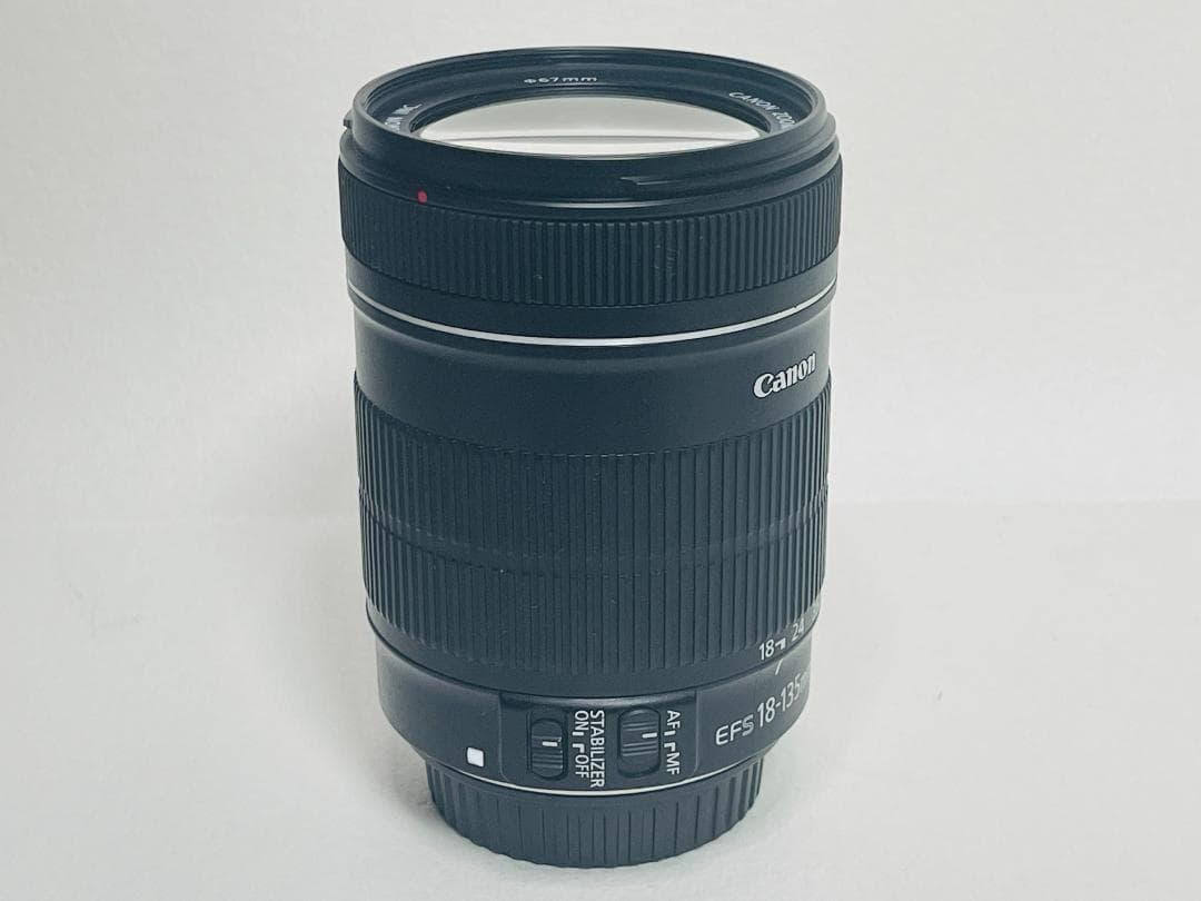 ★美品★Canon キヤノン EF-S 18-135mm F3.5-5.6 IS