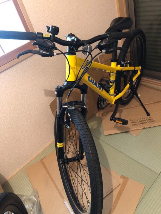 埼玉北部　直接引取り　　美品　ジャイアント