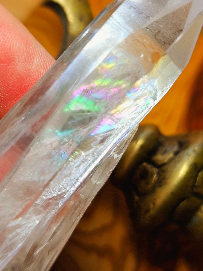 虹入り‼️高い波動‼️ヒマラヤのレムリアン ネパール マカルー産 水晶