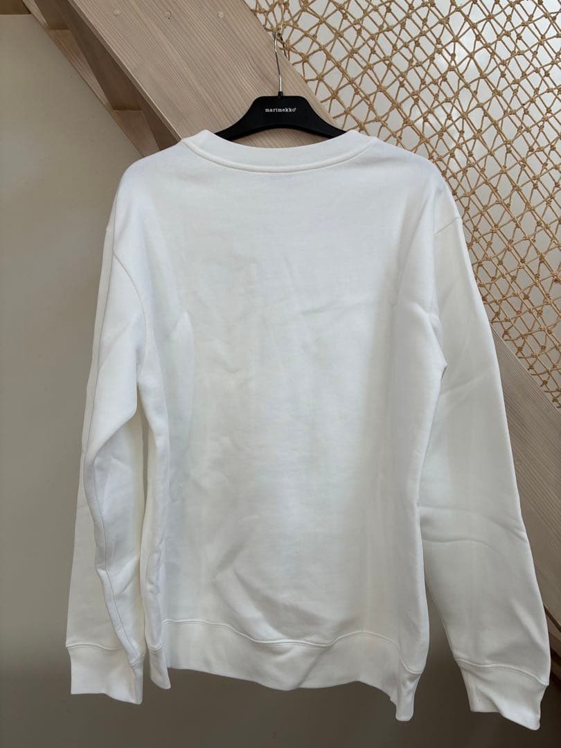 マリメッコ　トレーナー　Sサイズ 新品 ハンガーなし