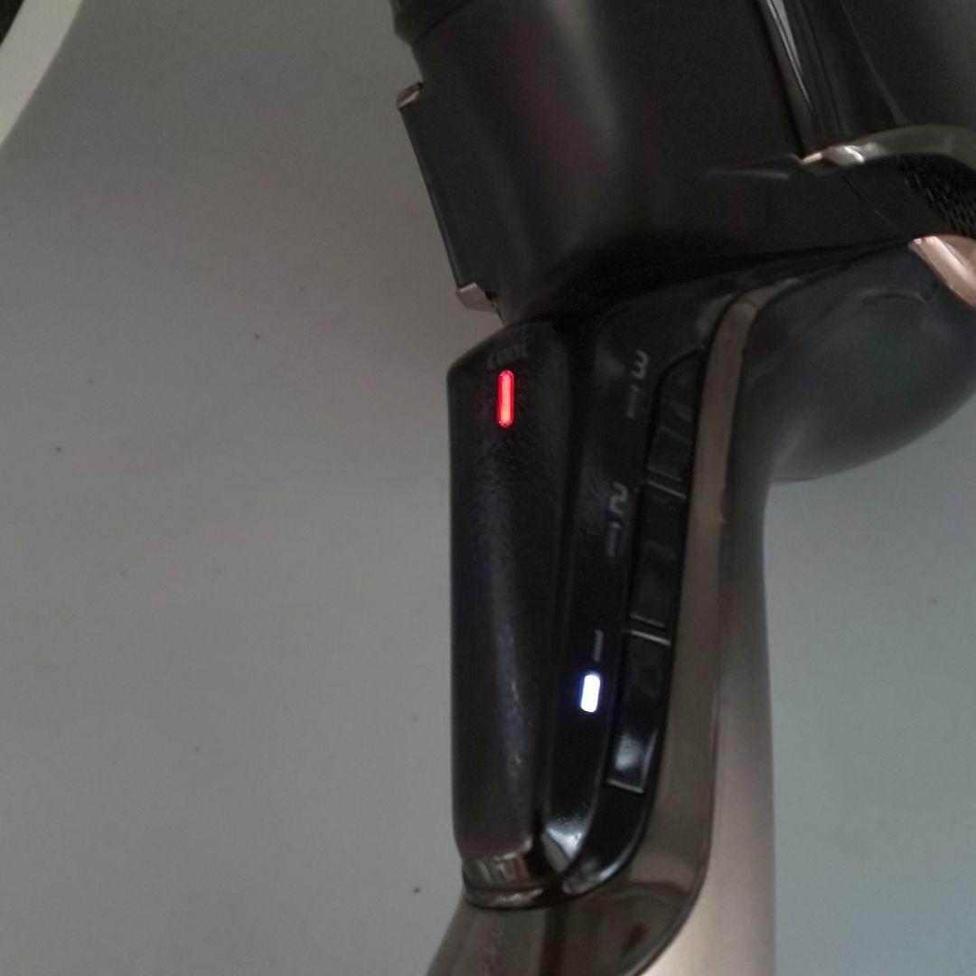 ヘアビューザー レプロナイザー 4D plus《風量新品同様・正規品》23