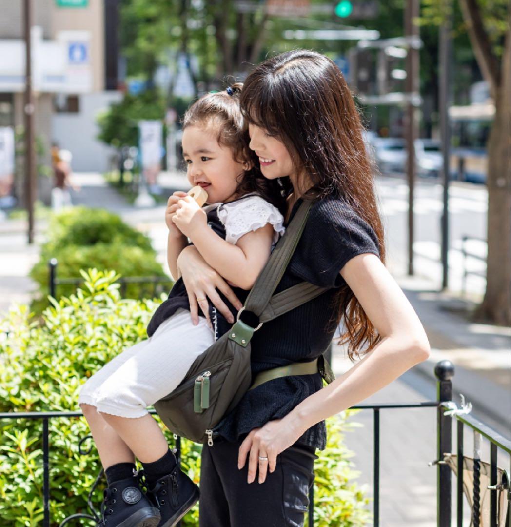 【未使用】人気！ 抱っこバック　ヒップシート　 黒　ナイトブラック