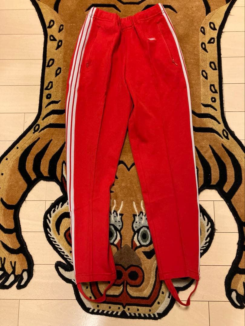 当時物未使用品デサントadidasジャージセットアップ赤✖️ベージュMサイズ