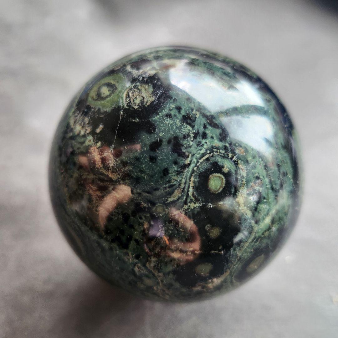【一点物】大きめ マラカイト 孔雀石　スフィア 丸玉 ✩.*˚天然石×インテリア