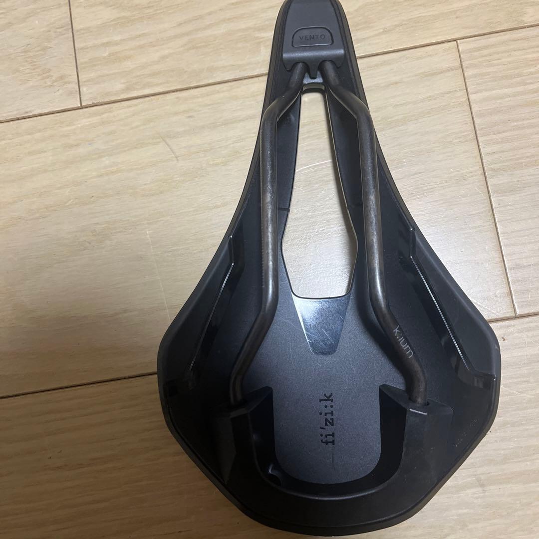 フィジーク fizik vento 140