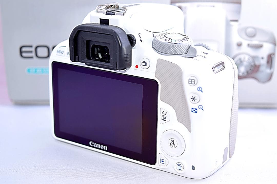 超美品 Canon kiss x7☆希少ホワイト☆スマホに転送☆高性能レンズ！