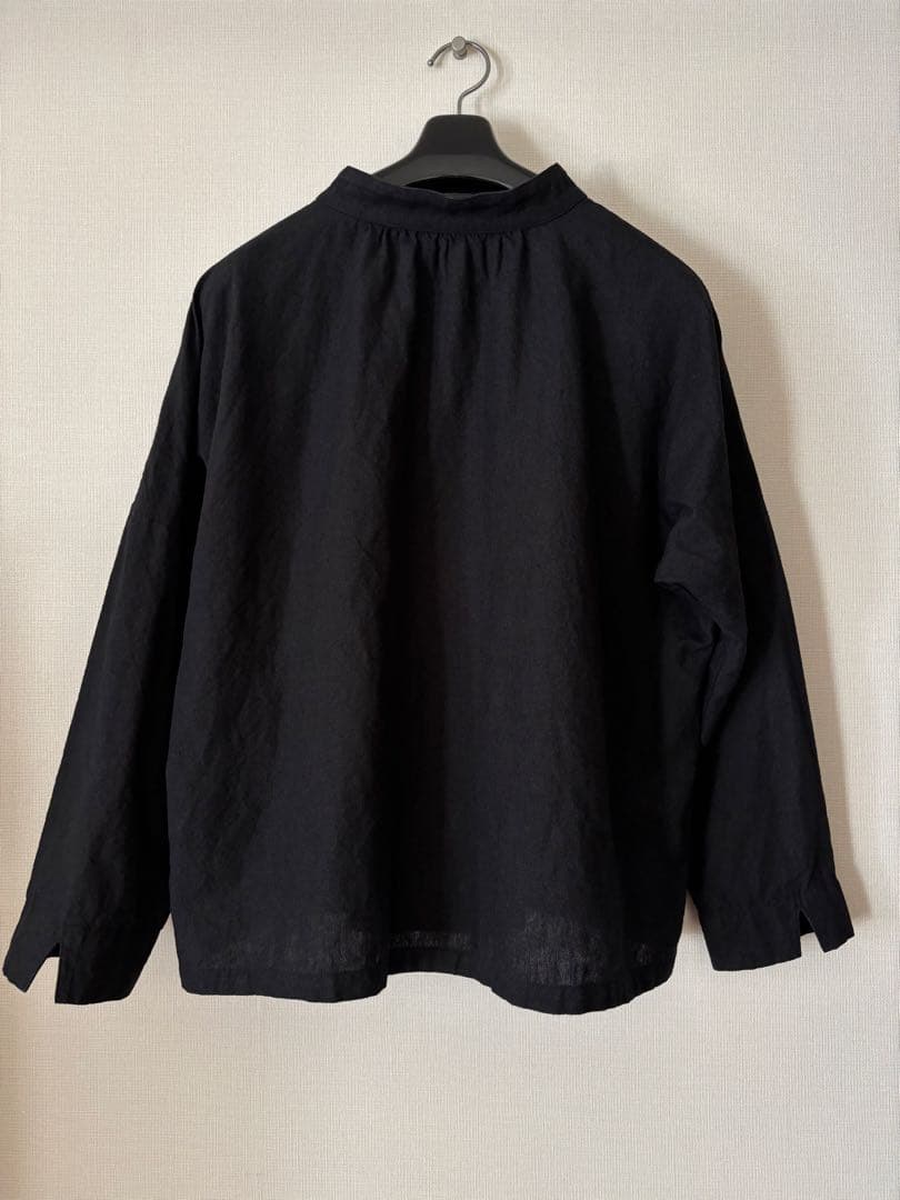 wafu リネン プルオーバー ブラウス スタンドカラー ／ ブラック
