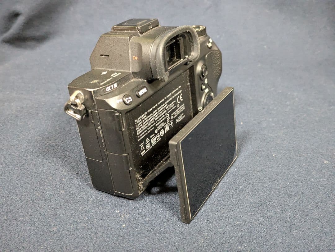 SONY α7 Ⅲ ボディのみ(元箱・ストラップ付属)