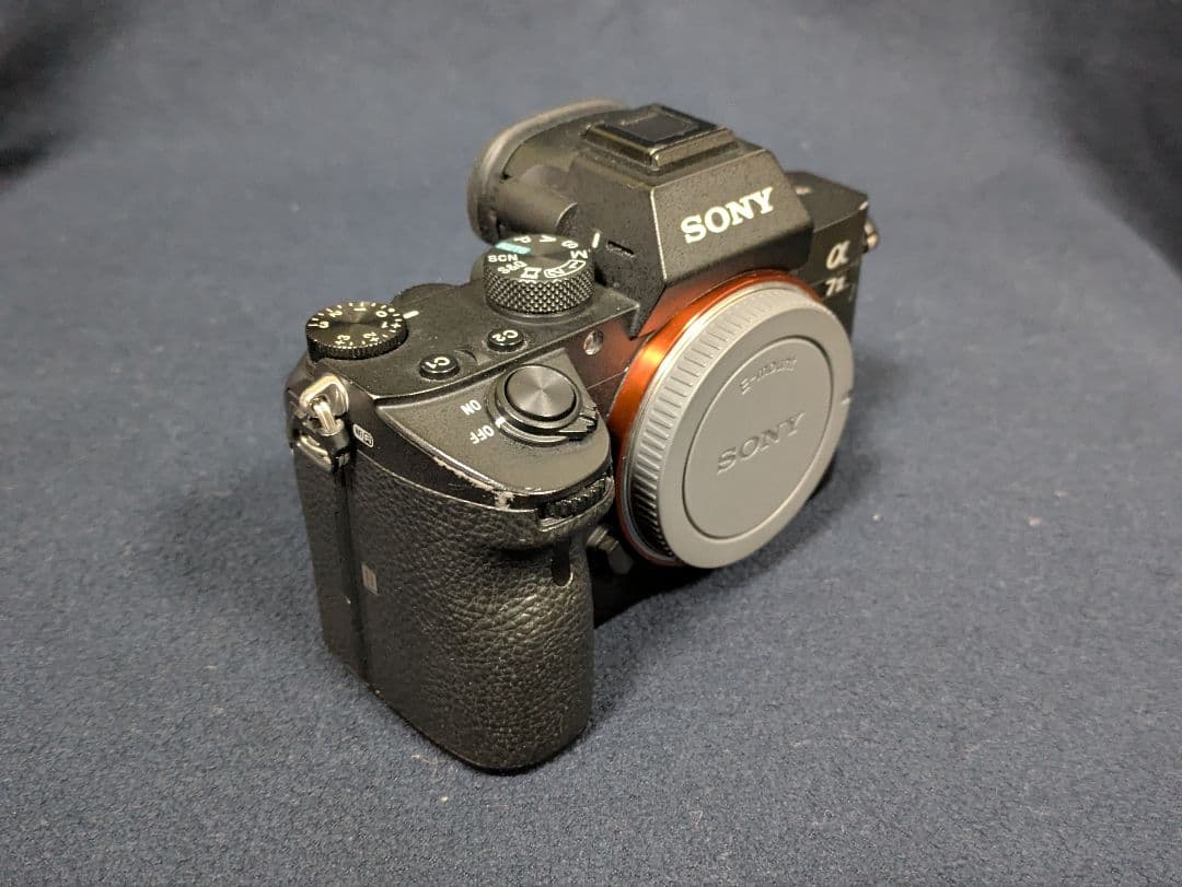 SONY α7 Ⅲ ボディのみ(元箱・ストラップ付属)
