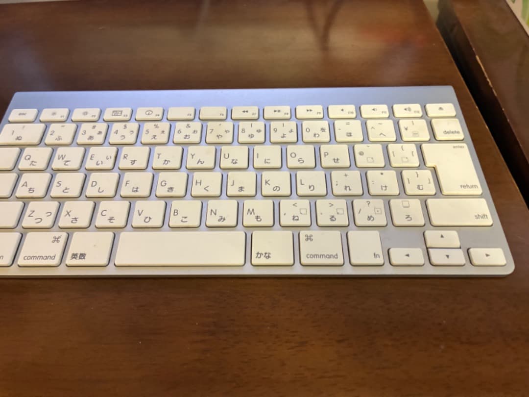 iMac 21.5インチ Retina 4K 8GB 1TB