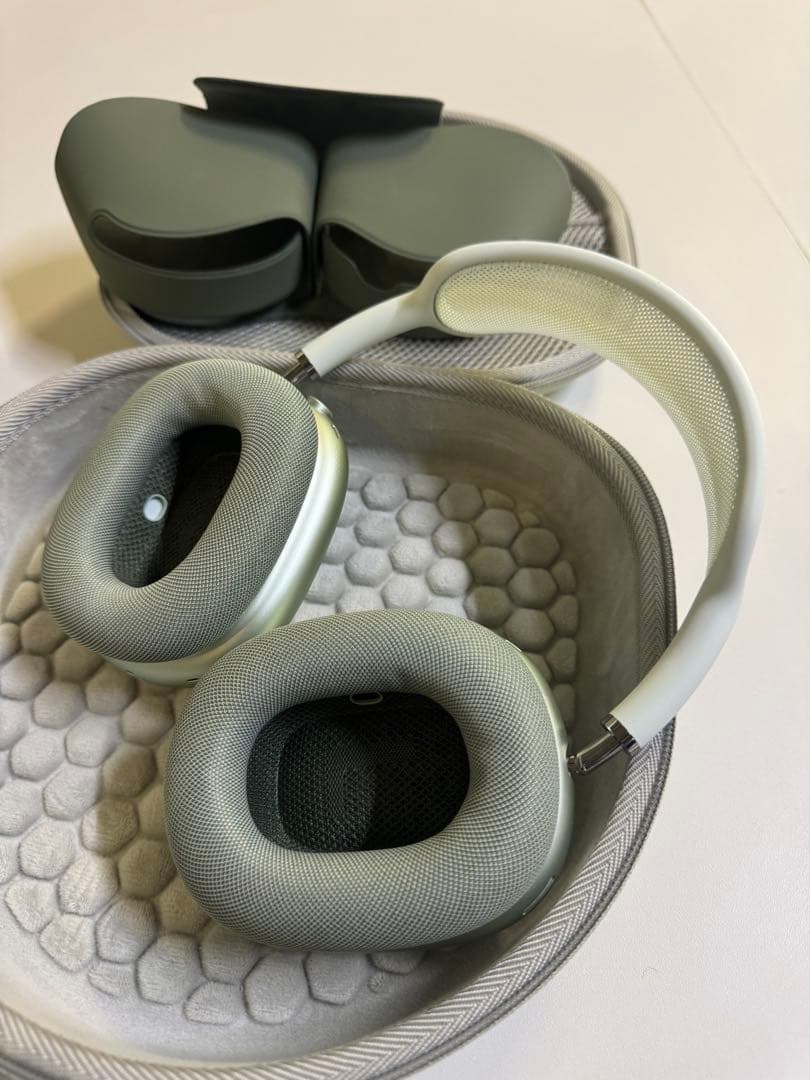 美品　AirPods Max Green（エアーポッズ マックスグリーン