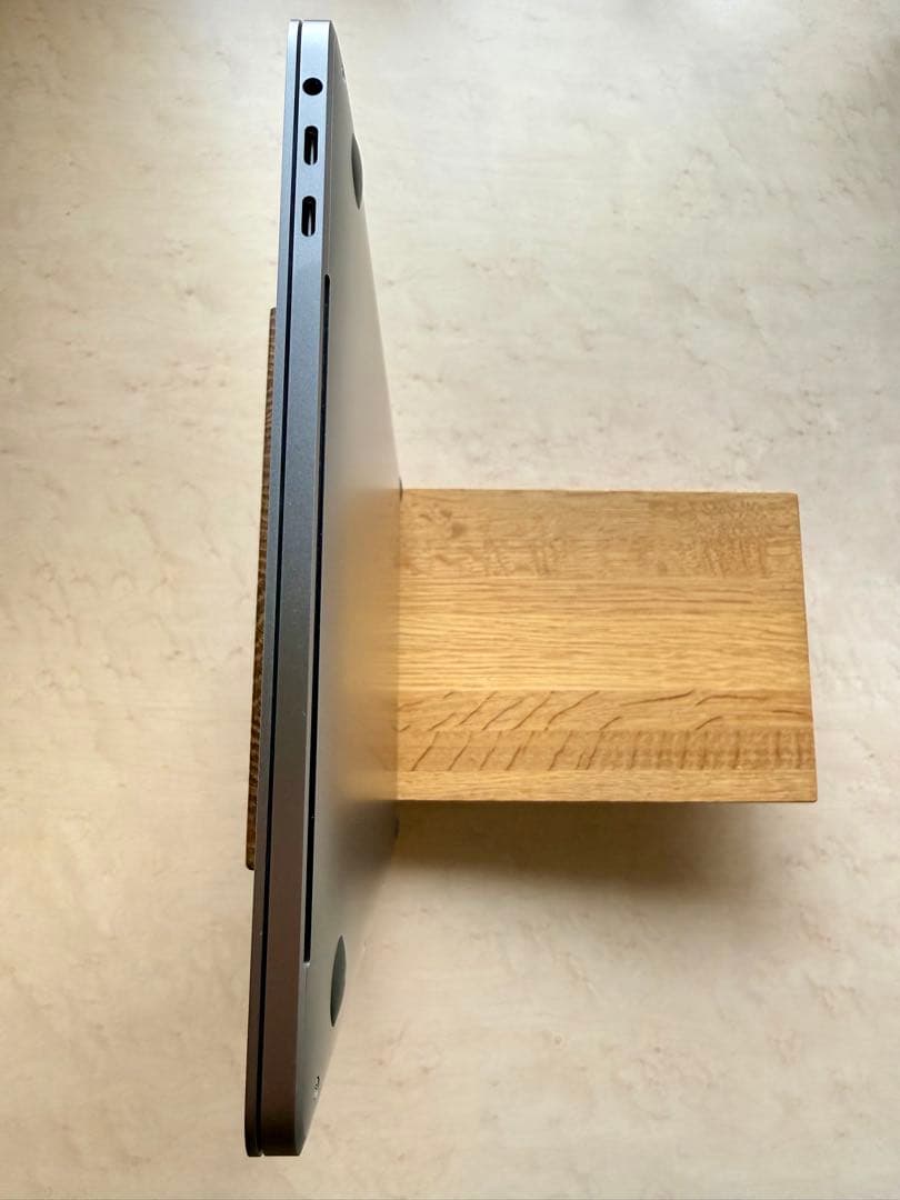 MacBook本体 MacBook Pro (13-inch, 2018) 8GB/256GB