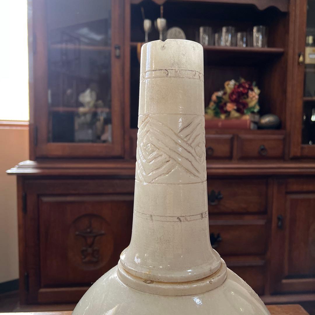 k155 スペイン製 石彫刻のフラワーベース 飾り壺 ホワイト系 アラバスター