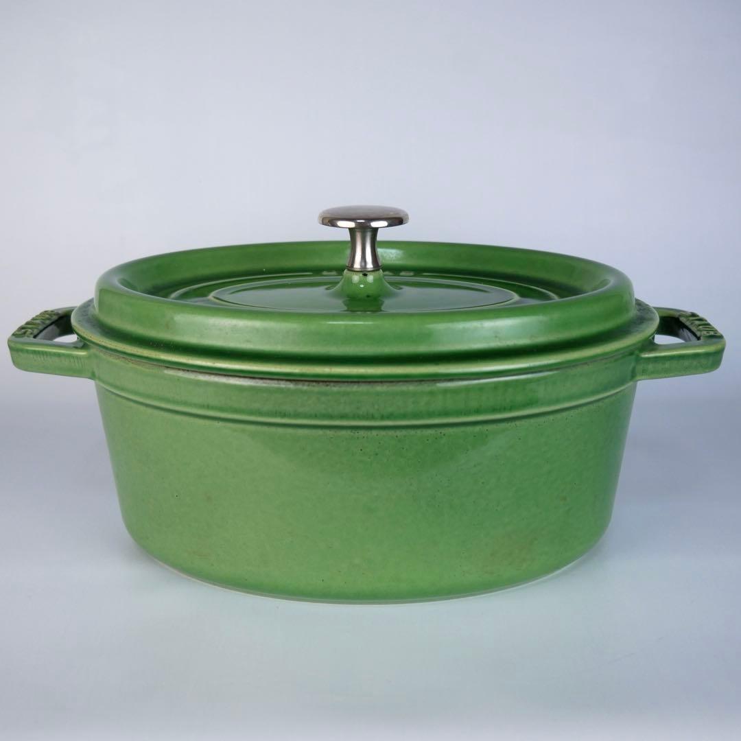 STAUB ✨ストウブ ピコ・ココット オーバル 23 希少カラー　アボカド