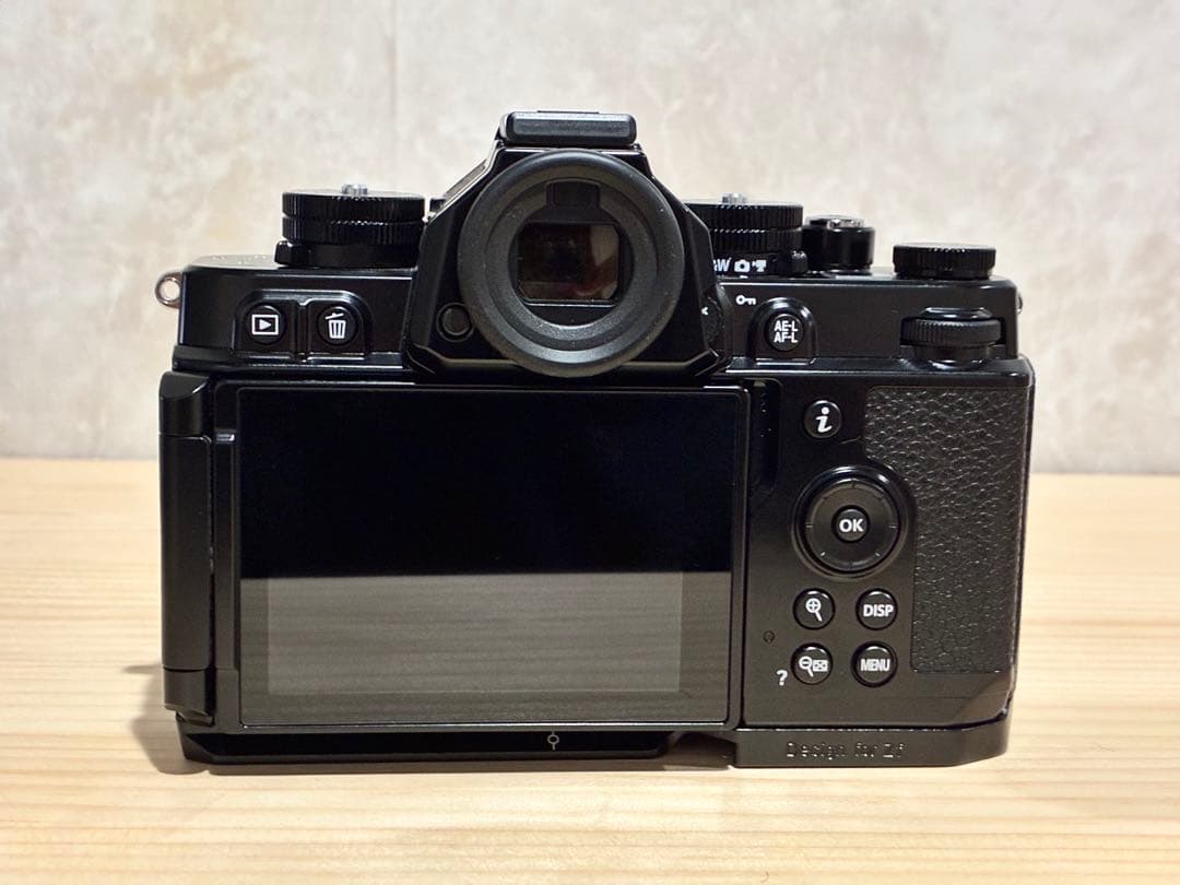 Nikon Zf NIKKOR Z 40mm f/2 レンズキット