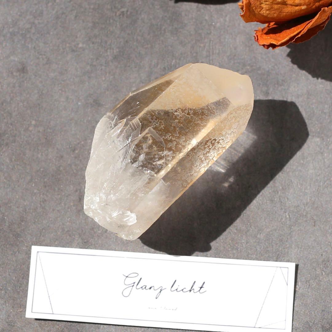 ゴールデンヒーラー クォーツ 原石 水晶 鉱物 希少石 天然石