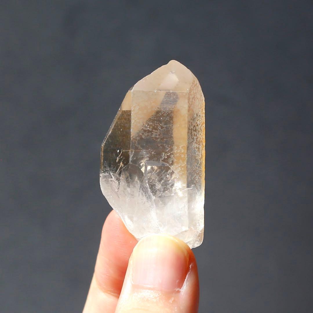 ゴールデンヒーラー クォーツ 原石 水晶 鉱物 希少石 天然石