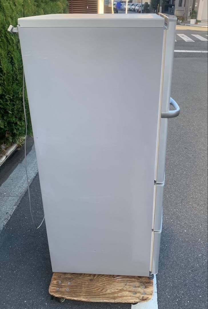 ＊東京都付近取引限定＊アクア　冷凍冷蔵庫 AQR-271C(S) 2014年製