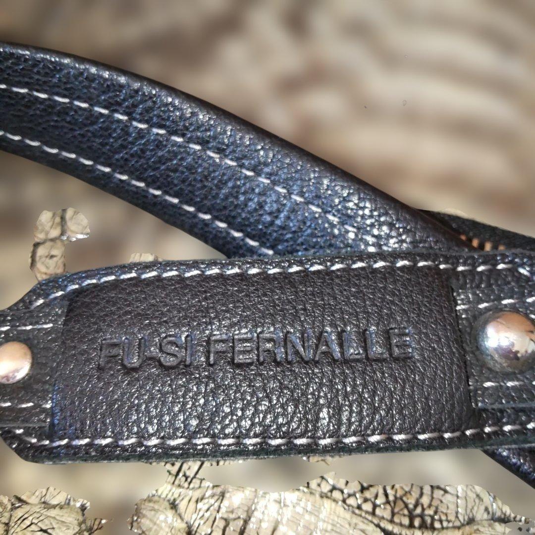 セール♥️高級皮革パイソン斜め掛け２way男女兼用ショルダーバッグ