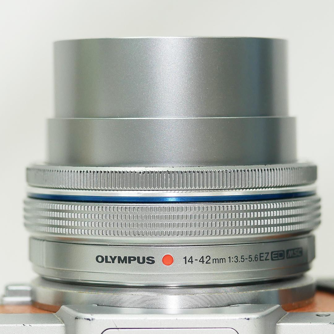 オリンパス 電動パンケーキレンズ M.ZUIKO 14-42mm シルバー